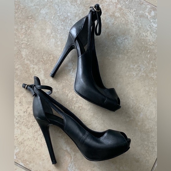Guess open-toe hidden platform high heels - Picture 1 of 5